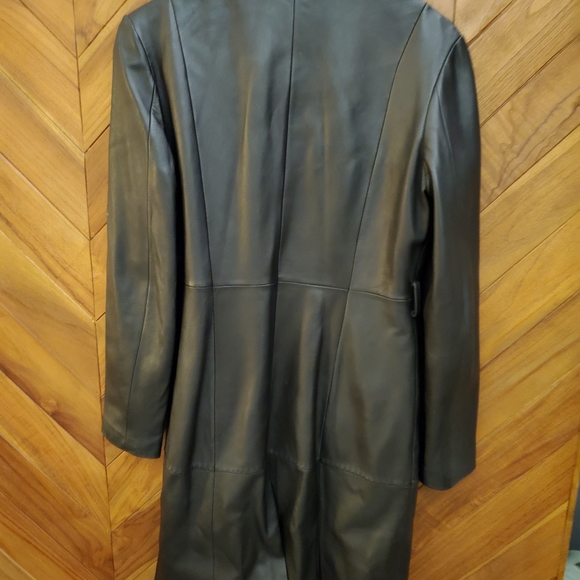 Leather coat - Picture 3 of 4